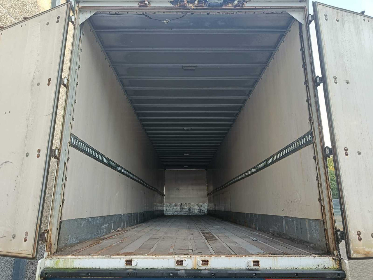 1992 RENDERS ROC 12.18 SEMI-TRAILER - Полуприцеп: фото 3 1992 RENDERS ROC 12.18 SEMI-TRAILER - Полуприцеп: фото 3