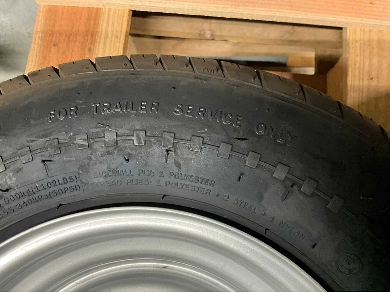 Прицеп SECURITY TIRES + RIMS (4X): фото 8 Прицеп SECURITY TIRES + RIMS (4X): фото 8