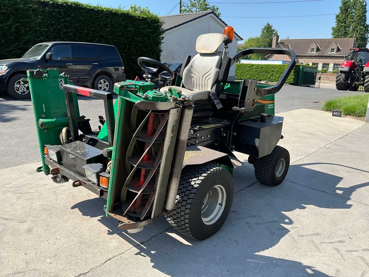 Ransomes Parkway 2250 plus - Косилка-измельчитель/ Мульчер: фото 1 Ransomes Parkway 2250 plus - Косилка-измельчитель/ Мульчер: фото 1