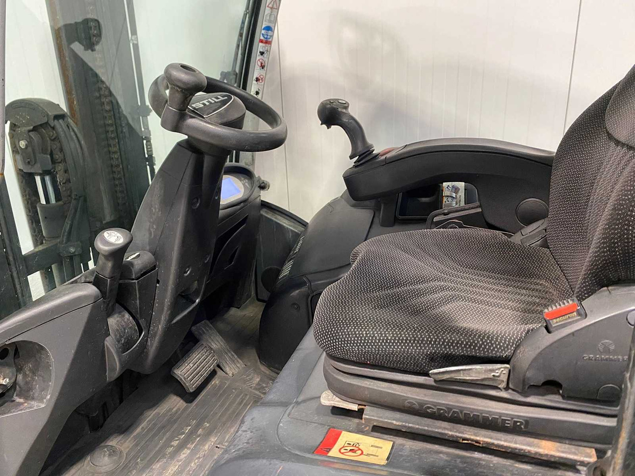 STILL - 2011 - RX 20-18 - FORKLIFT TRIPLEX - FREE-LIFT - SIDE-SHIFT - FORK SETTER - Вилочный погрузчик: фото 3 STILL - 2011 - RX 20-18 - FORKLIFT TRIPLEX - FREE-LIFT - SIDE-SHIFT - FORK SETTER - Вилочный погрузчик: фото 3