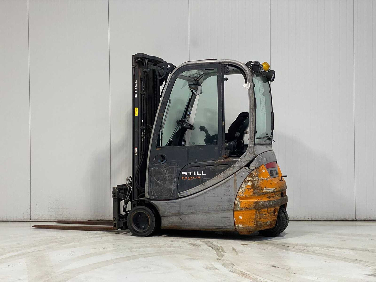 STILL - 2011 - RX 20-18 - FORKLIFT TRIPLEX - FREE-LIFT - SIDE-SHIFT - FORK SETTER - Вилочный погрузчик: фото 2 STILL - 2011 - RX 20-18 - FORKLIFT TRIPLEX - FREE-LIFT - SIDE-SHIFT - FORK SETTER - Вилочный погрузчик: фото 2