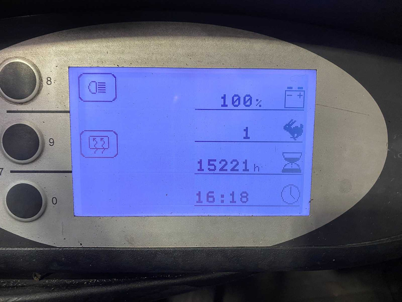 STILL - 2011 - RX 20-18 - FORKLIFT TRIPLEX - FREE-LIFT - SIDE-SHIFT - FORK SETTER - Вилочный погрузчик: фото 4 STILL - 2011 - RX 20-18 - FORKLIFT TRIPLEX - FREE-LIFT - SIDE-SHIFT - FORK SETTER - Вилочный погрузчик: фото 4