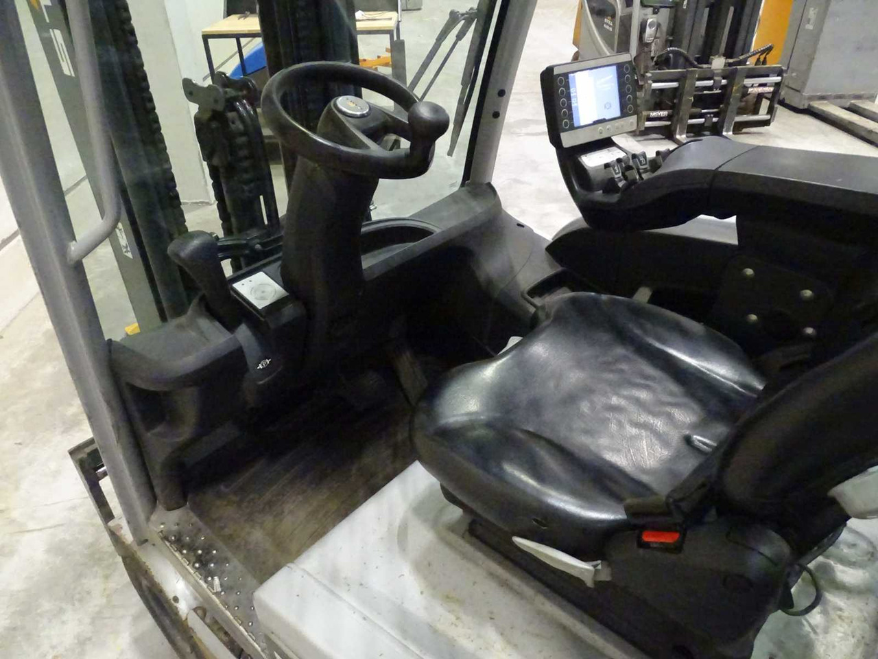 STILL RX20-16P FORKLIFT - Вилочный погрузчик: фото 3 STILL RX20-16P FORKLIFT - Вилочный погрузчик: фото 3