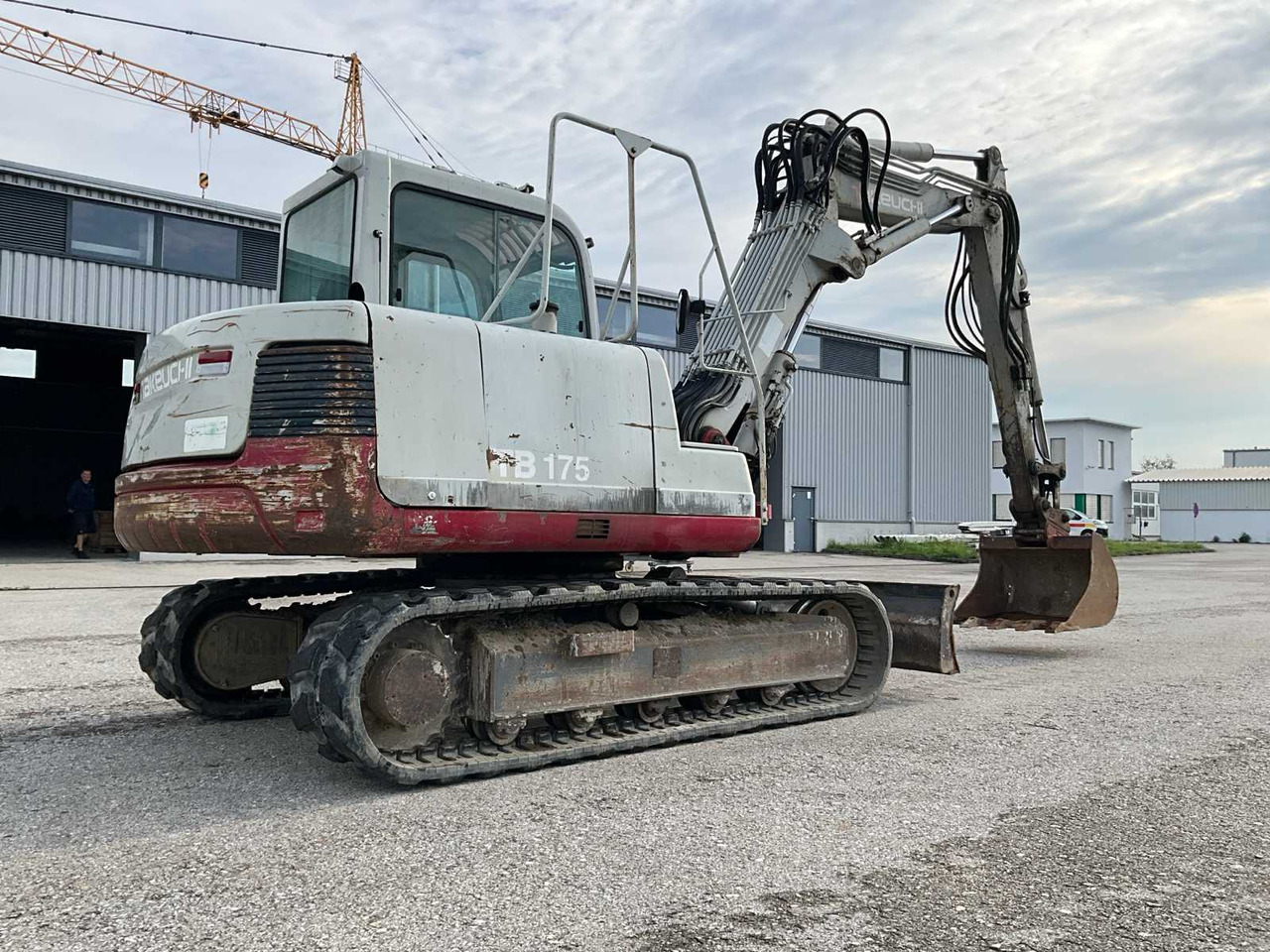 Takeuchi TB175 - Гусеничный экскаватор: фото 5 Takeuchi TB175 - Гусеничный экскаватор: фото 5