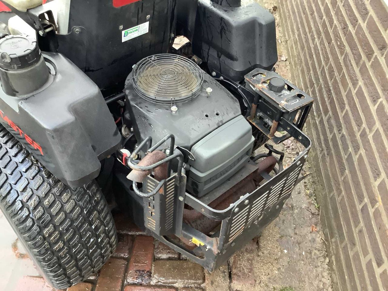 Toro ZMaster - Газонокосилка: фото 5 Toro ZMaster - Газонокосилка: фото 5