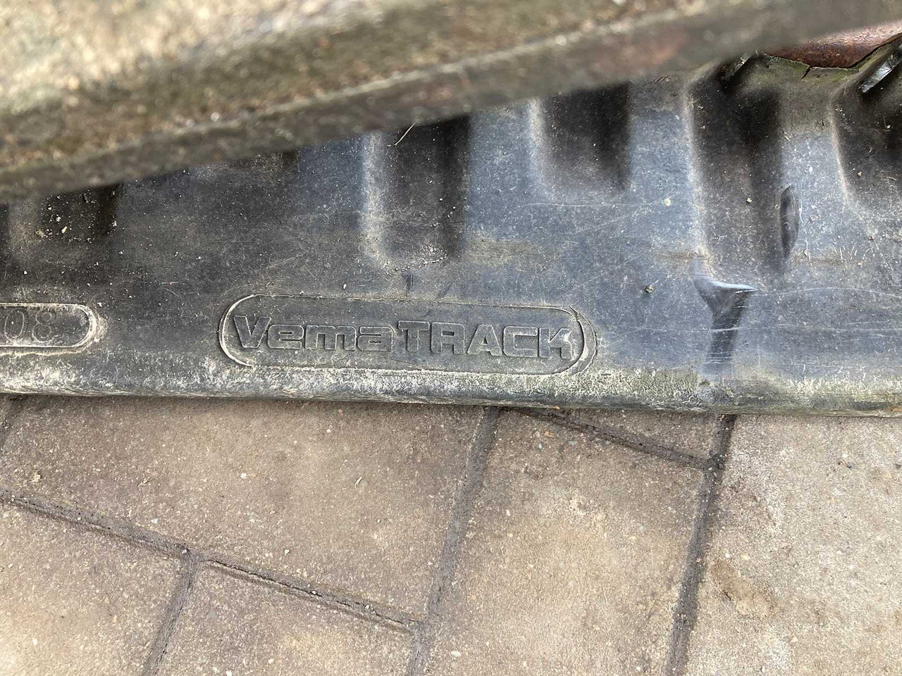 VEMATRACK BATCH OF USED TRACKS EXCAVATOR - Экскаватор: фото 5 VEMATRACK BATCH OF USED TRACKS EXCAVATOR - Экскаватор: фото 5