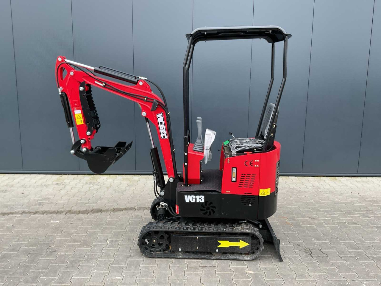 VICSEC - VC13-R - MINI EXCAVATOR - Мини-экскаватор: фото 1 VICSEC - VC13-R - MINI EXCAVATOR - Мини-экскаватор: фото 1