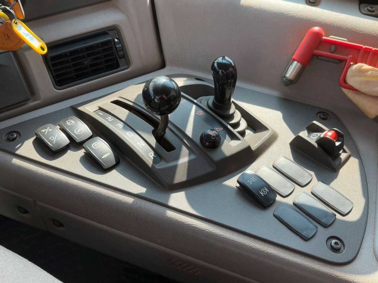 VOLVO - 2021 - A25G - DUMPER - Мини-самосвал: фото 4 VOLVO - 2021 - A25G - DUMPER - Мини-самосвал: фото 4