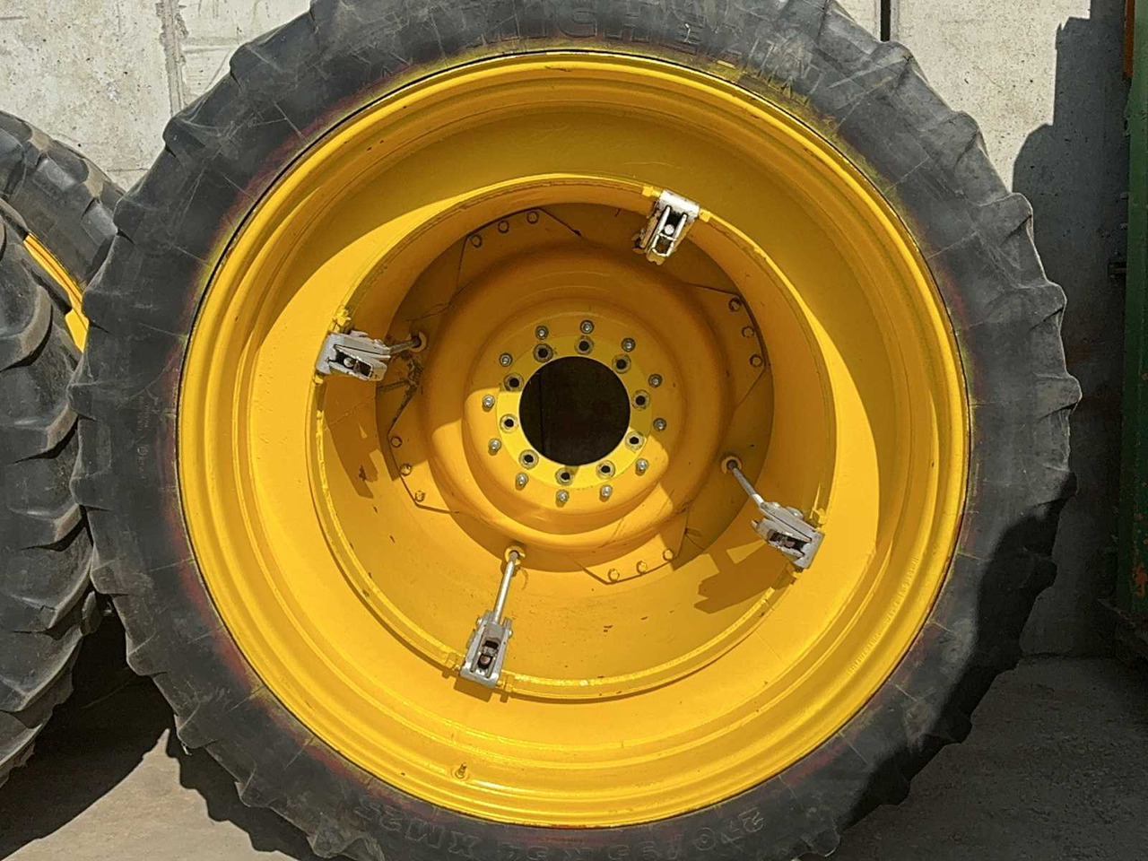 Wheel set - Double wheels 750mm - Шины и диски для Тракторов: фото 4 Wheel set - Double wheels 750mm - Шины и диски для Тракторов: фото 4