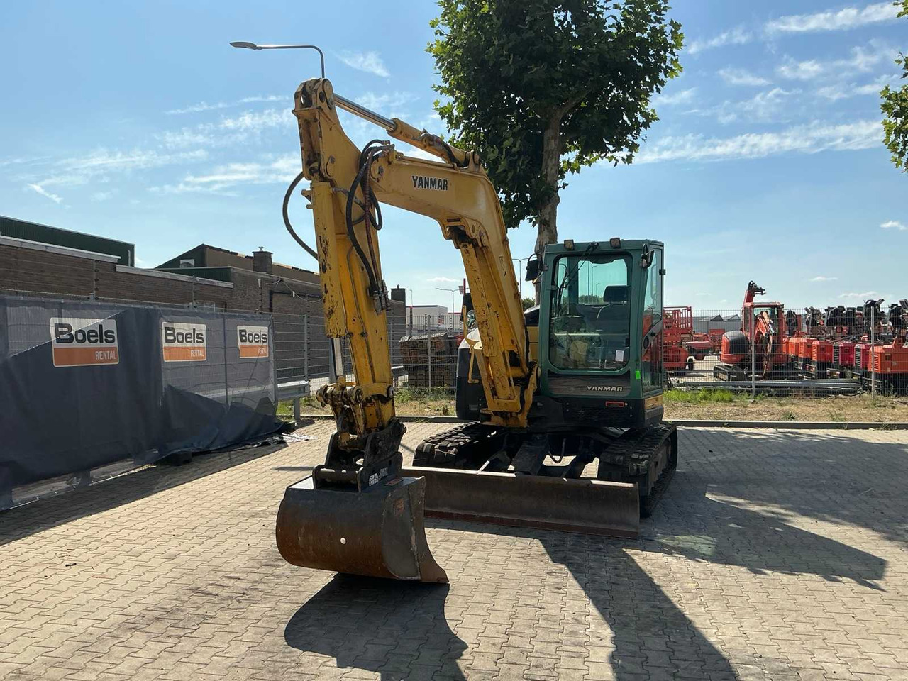 Yanmar ViO80-U - Гусеничный экскаватор: фото 3 Yanmar ViO80-U - Гусеничный экскаватор: фото 3