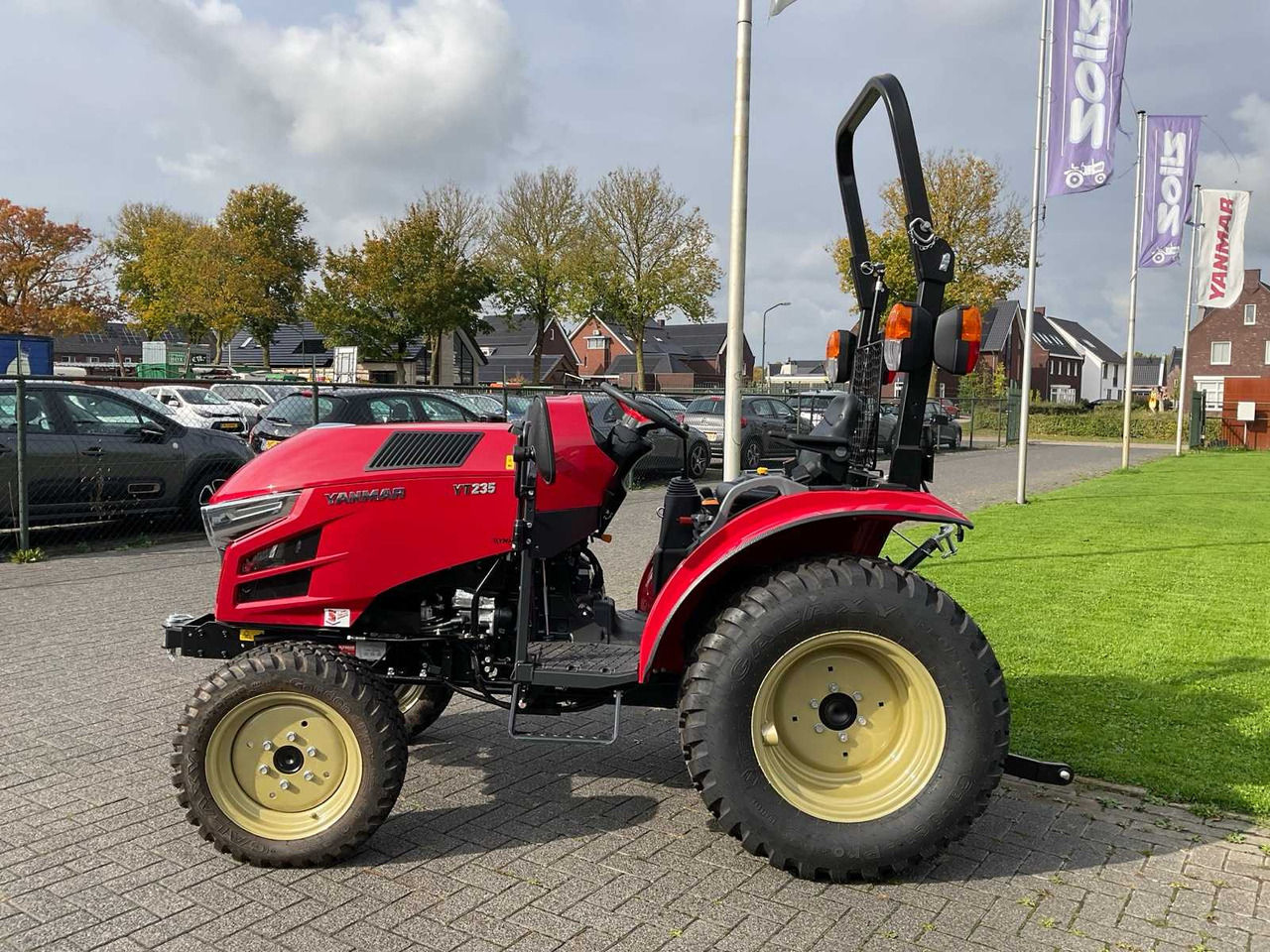Yanmar YT235 - Минитрактор: фото 2 Yanmar YT235 - Минитрактор: фото 2