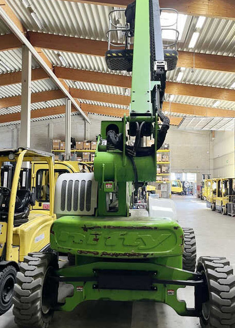 Niftylift HR21E 2x4 - Коленчатый подъемник: фото 4 Niftylift HR21E 2x4 - Коленчатый подъемник: фото 4