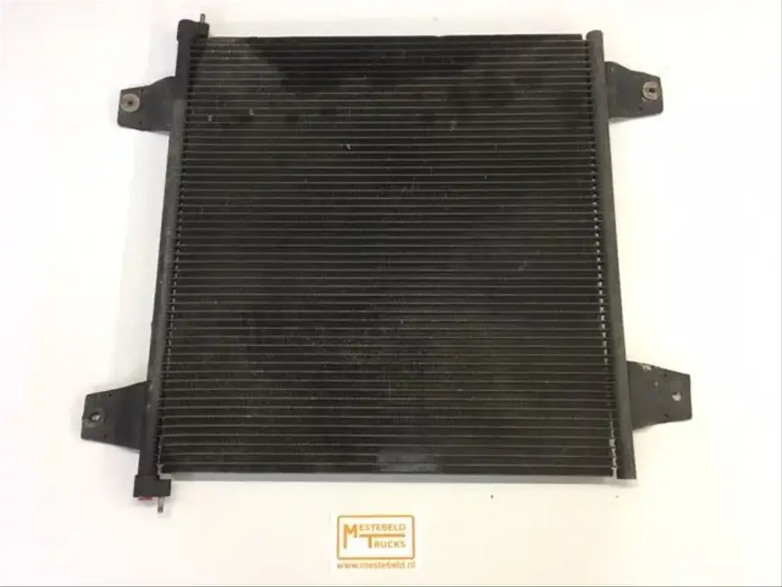 DAF Condensor - Система охлаждения для Грузовиков: фото 1 DAF Condensor - Система охлаждения для Грузовиков: фото 1