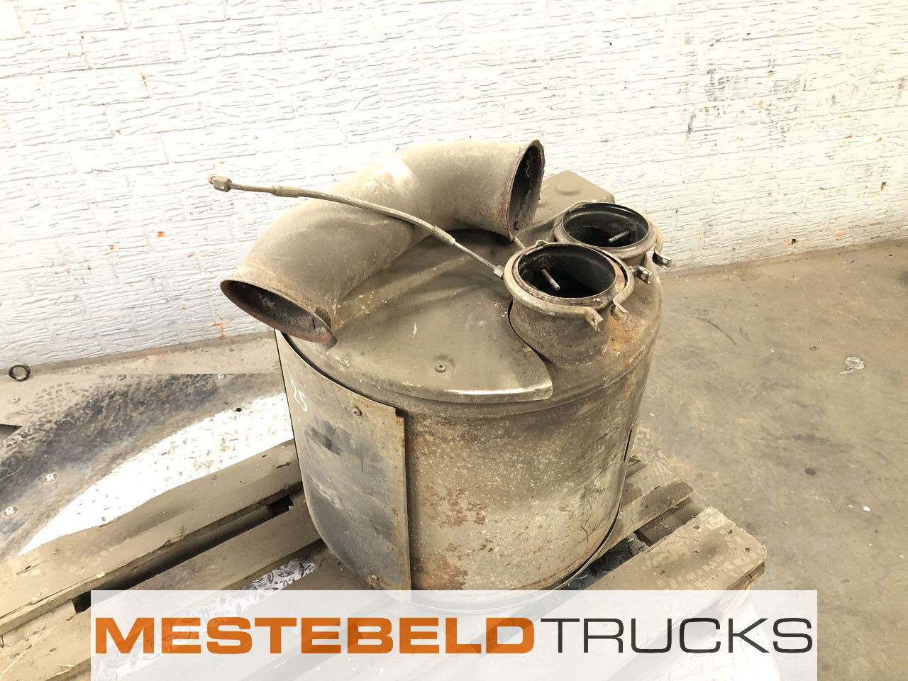 DAF Katalysator - Глушитель/ Выхлопная система для Грузовиков: фото 2 DAF Katalysator - Глушитель/ Выхлопная система для Грузовиков: фото 2