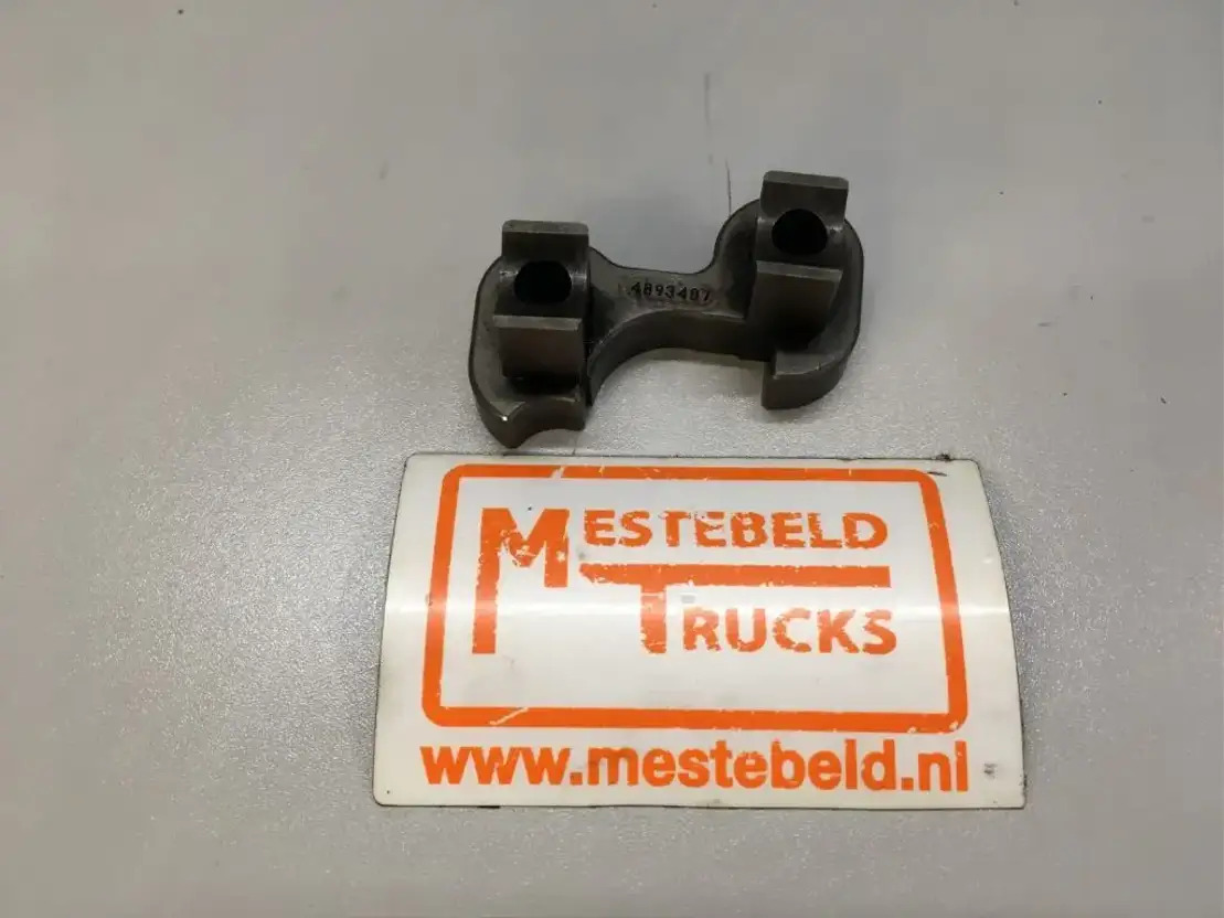 DAF Tuimelaarassteun - Двигатель и запчасти для Грузовиков: фото 1 DAF Tuimelaarassteun - Двигатель и запчасти для Грузовиков: фото 1