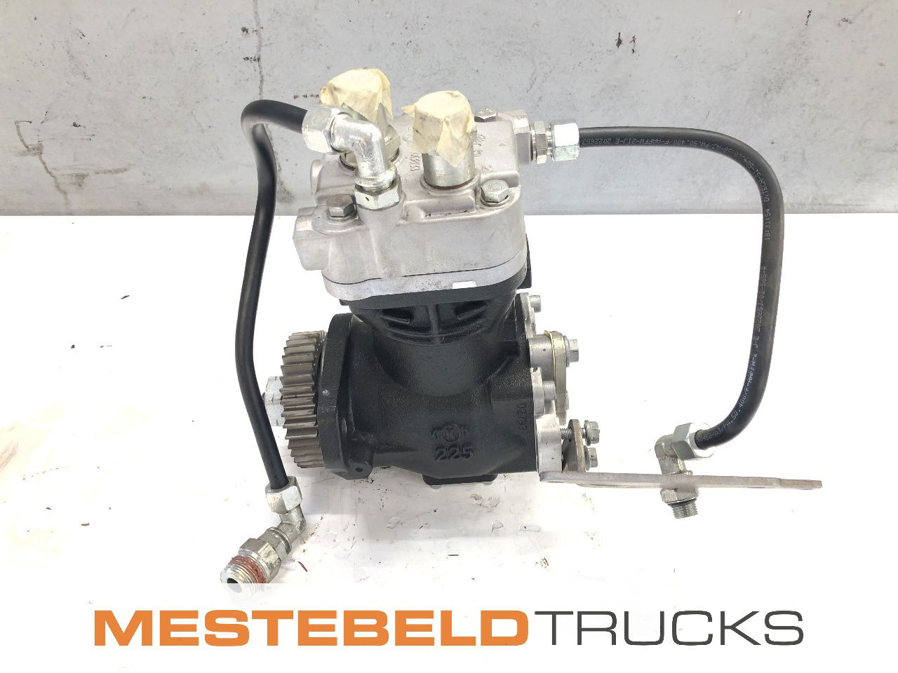 Iveco Compressor Tector - Двигатель и запчасти для Грузовиков: фото 1 Iveco Compressor Tector - Двигатель и запчасти для Грузовиков: фото 1