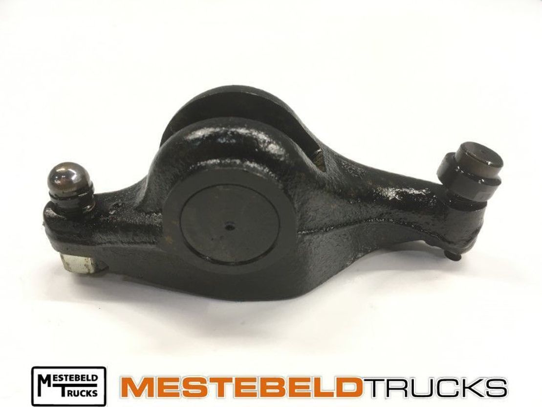 Iveco Tuimelaar uitlaat - Двигатель и запчасти для Грузовиков: фото 1 Iveco Tuimelaar uitlaat - Двигатель и запчасти для Грузовиков: фото 1