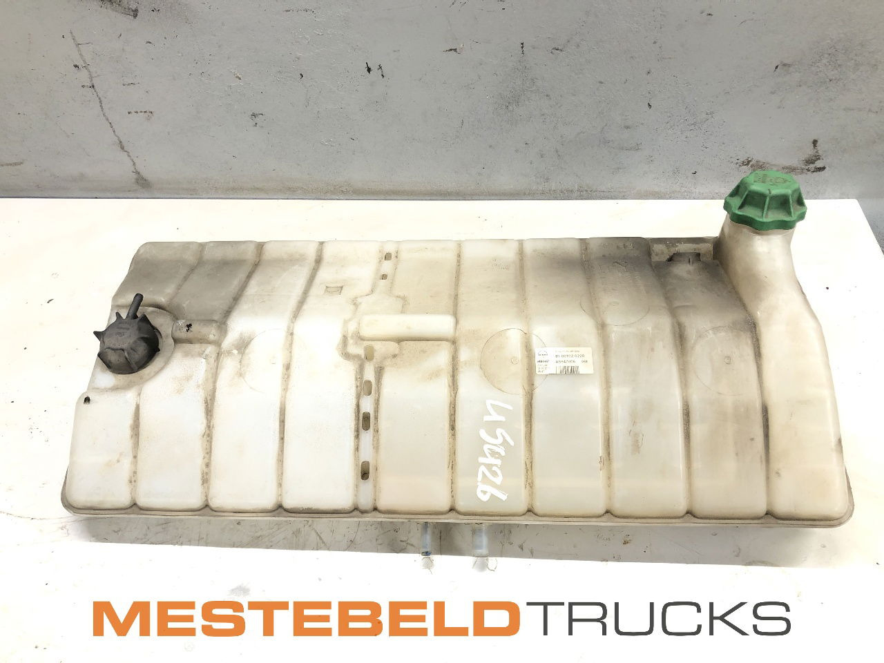 MAN Expansietank M2000 - Расширительный бачок для Грузовиков: фото 1 MAN Expansietank M2000 - Расширительный бачок для Грузовиков: фото 1