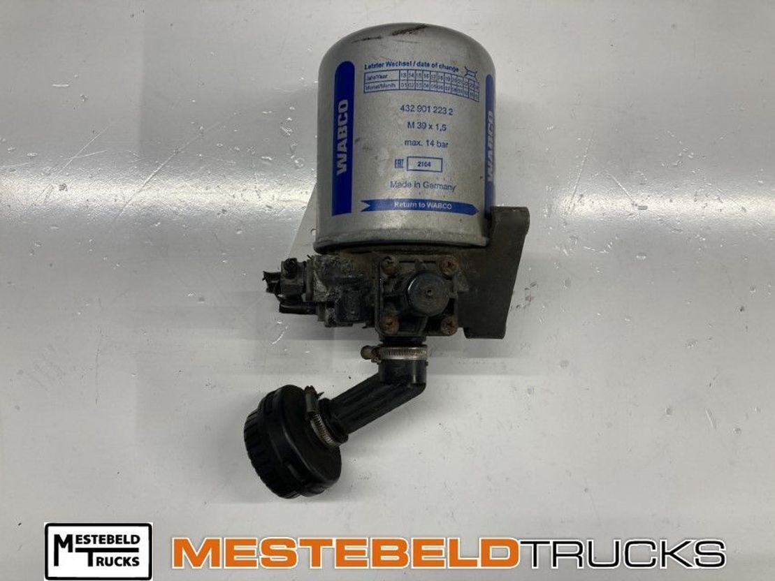 MAN Luchtdroger Wabco - Детали тормозной системы для Грузовиков: фото 1 MAN Luchtdroger Wabco - Детали тормозной системы для Грузовиков: фото 1