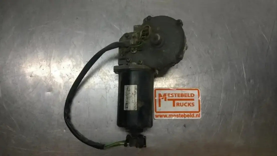 MAN Ruitenwissermotor - Кабина и интерьер для Грузовиков: фото 1 MAN Ruitenwissermotor - Кабина и интерьер для Грузовиков: фото 1