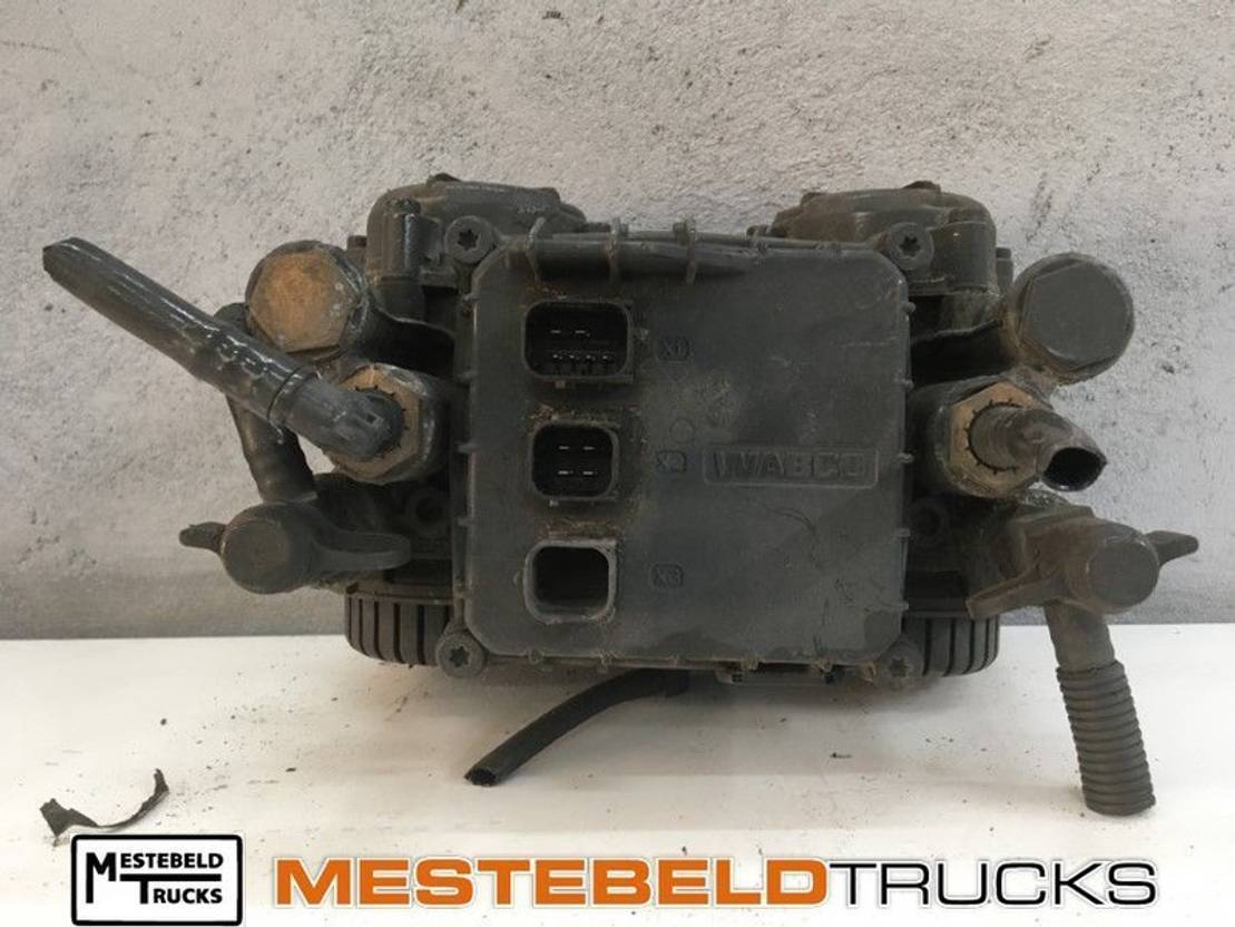 Mercedes-Benz Achterasmodulator - Детали тормозной системы для Грузовиков: фото 1 Mercedes-Benz Achterasmodulator - Детали тормозной системы для Грузовиков: фото 1