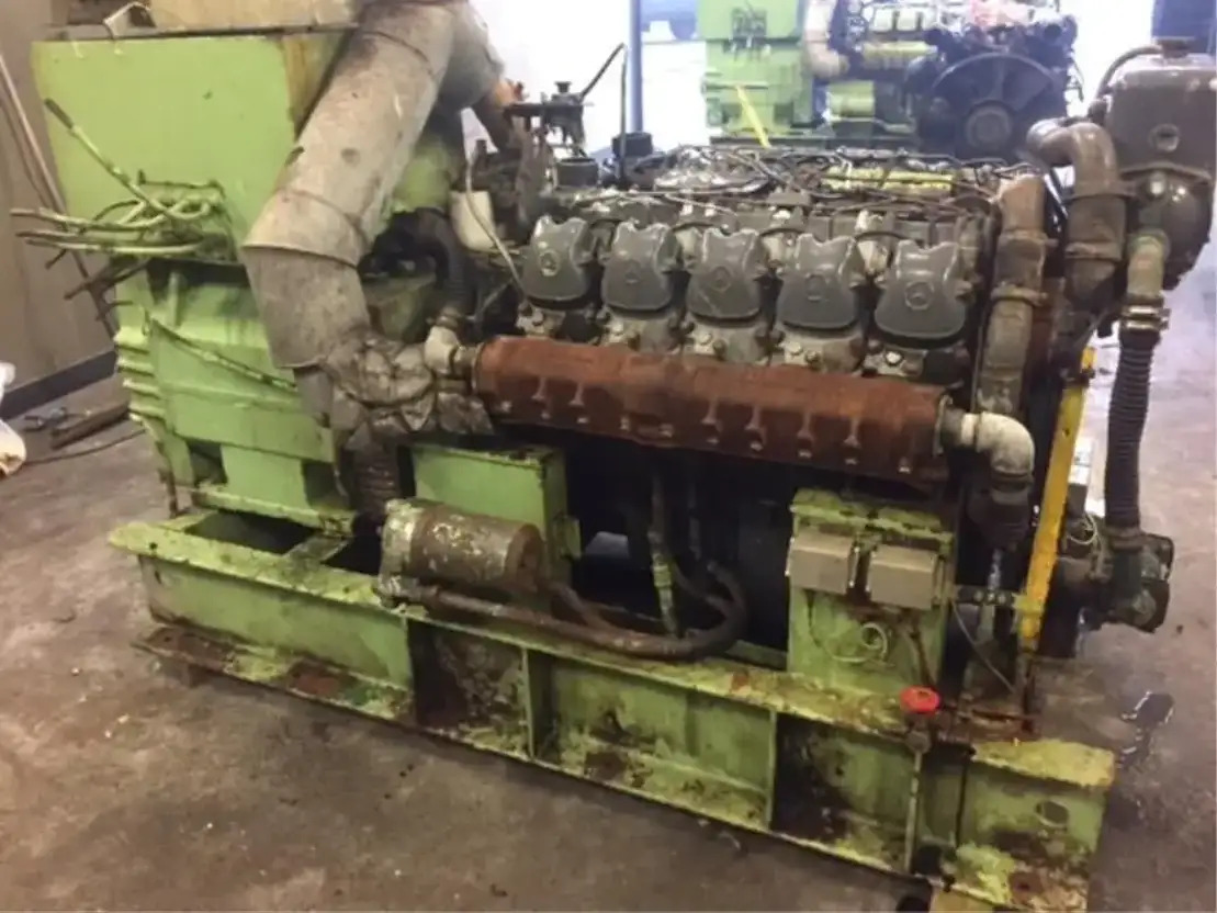 Mercedes-Benz Generator 200 KVA - Электрогенератор: фото 1 Mercedes-Benz Generator 200 KVA - Электрогенератор: фото 1
