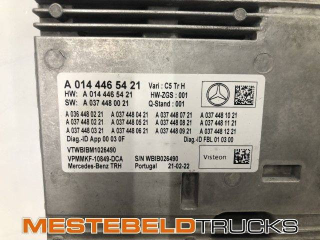 Mercedes-Benz Stuurkast combi-instrument - Электрическая система для Грузовиков: фото 2 Mercedes-Benz Stuurkast combi-instrument - Электрическая система для Грузовиков: фото 2