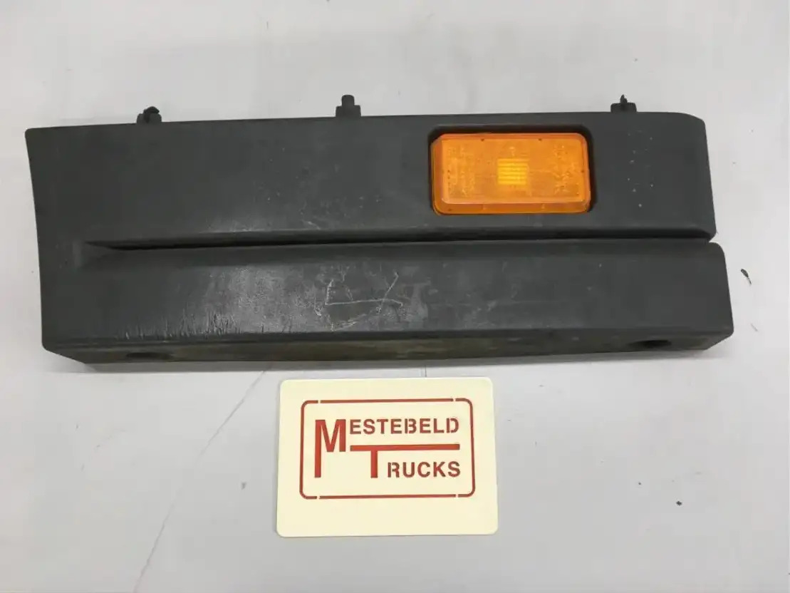 Scania Afdekplaat instapbak rechts - Кабина и интерьер для Грузовиков: фото 1 Scania Afdekplaat instapbak rechts - Кабина и интерьер для Грузовиков: фото 1