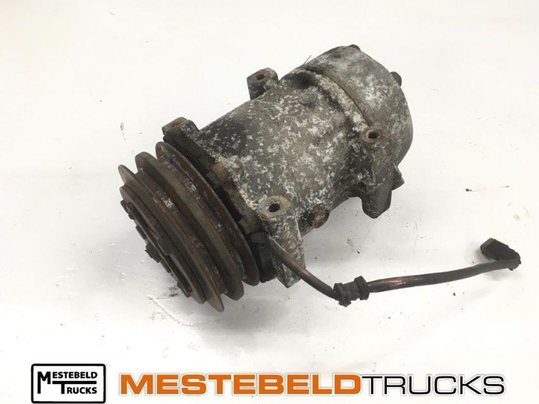 Scania Airco compressor DC9 01 L 01 - Кабина и интерьер для Грузовиков: фото 1 Scania Airco compressor DC9 01 L 01 - Кабина и интерьер для Грузовиков: фото 1