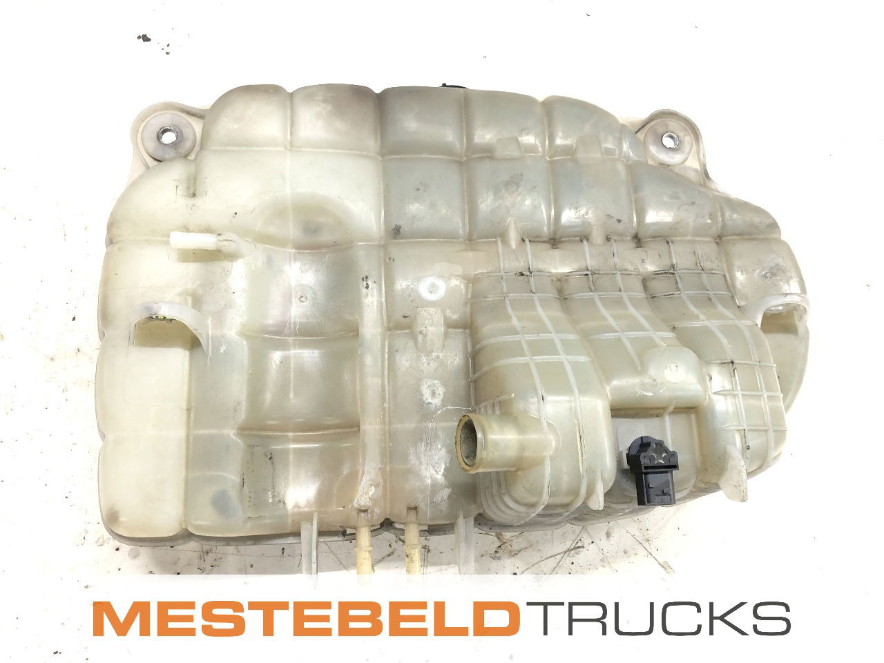 Volvo Expansietank - Расширительный бачок для Грузовиков: фото 1 Volvo Expansietank - Расширительный бачок для Грузовиков: фото 1