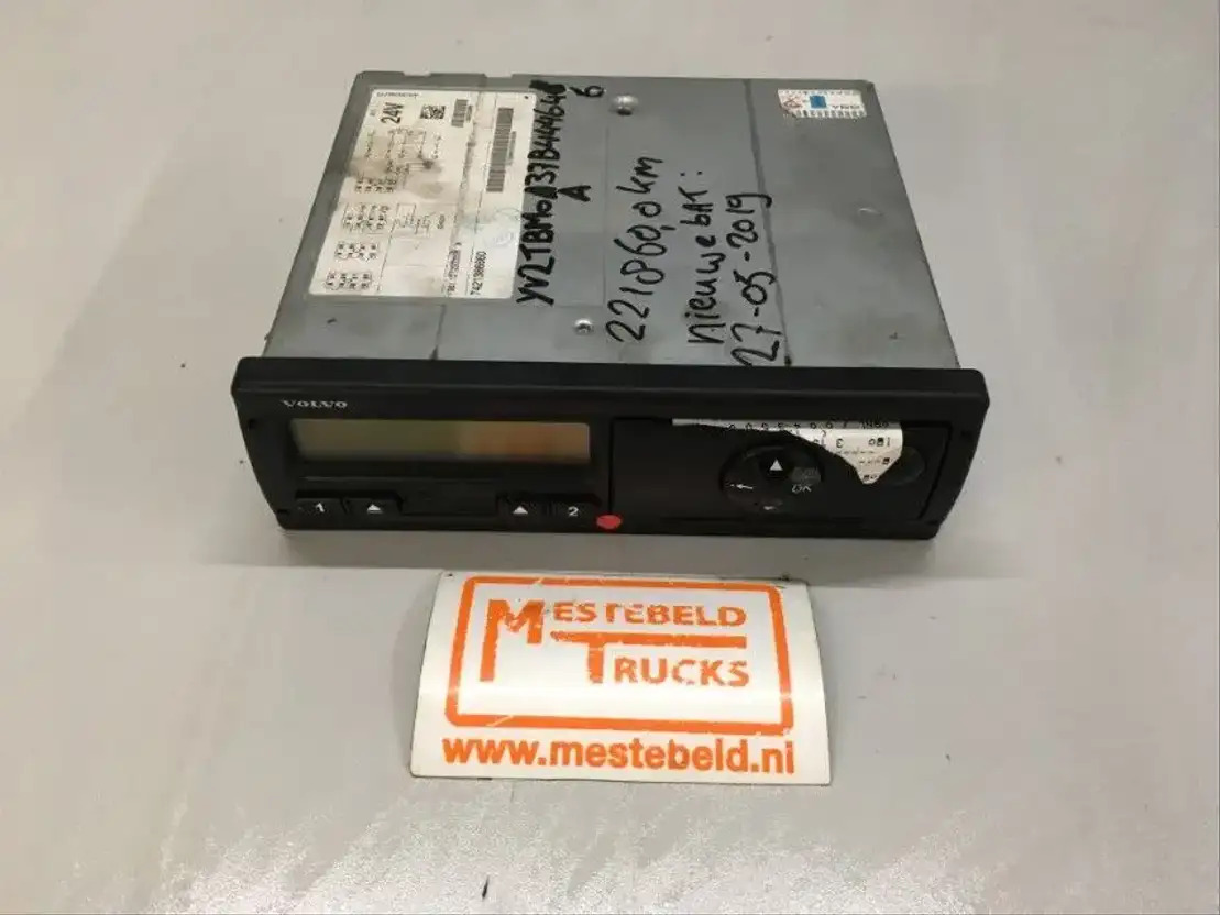 Volvo Tachograaf - Кабина и интерьер для Грузовиков: фото 1 Volvo Tachograaf - Кабина и интерьер для Грузовиков: фото 1