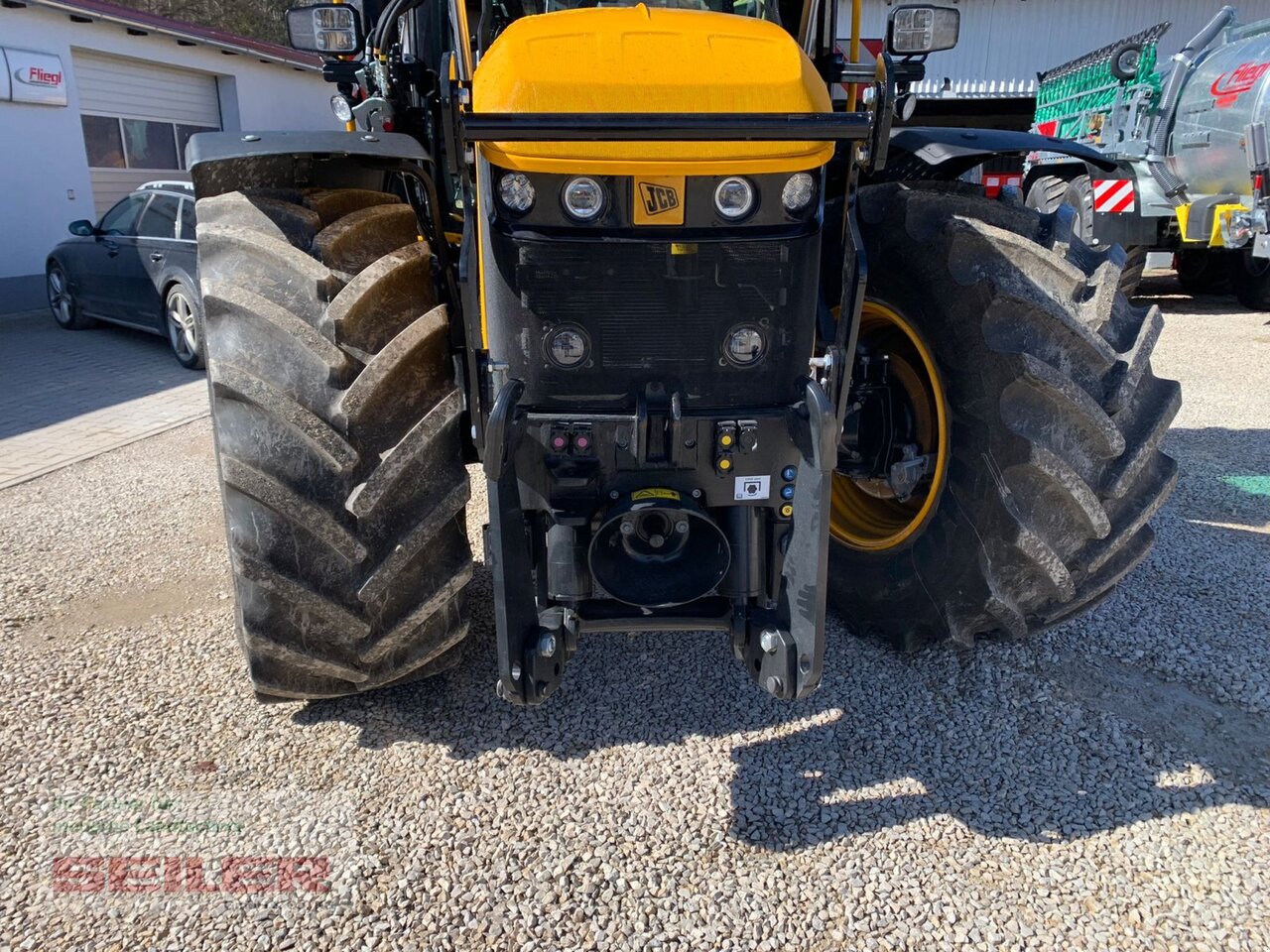 JCB Fastrac 4220 ICON + Frontlader Q7S - Трактор: фото 3 JCB Fastrac 4220 ICON + Frontlader Q7S - Трактор: фото 3
