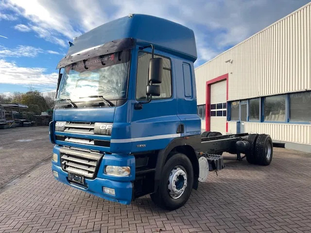 DAF CF 85.430 Manual gear Euro 4 - Грузовик-шасси: фото 3 DAF CF 85.430 Manual gear Euro 4 - Грузовик-шасси: фото 3
