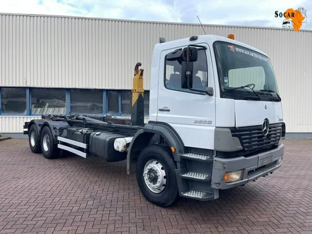 Mercedes-Benz Atego 2628 6x4 Manual gear Full steel suspension - Грузовик-шасси: фото 1 Mercedes-Benz Atego 2628 6x4 Manual gear Full steel suspension - Грузовик-шасси: фото 1