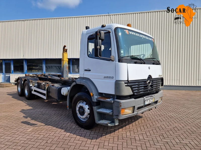 Mercedes-Benz Atego 2628 6x4, Manual gear, full steel suspension - Грузовик-шасси: фото 1 Mercedes-Benz Atego 2628 6x4, Manual gear, full steel suspension - Грузовик-шасси: фото 1
