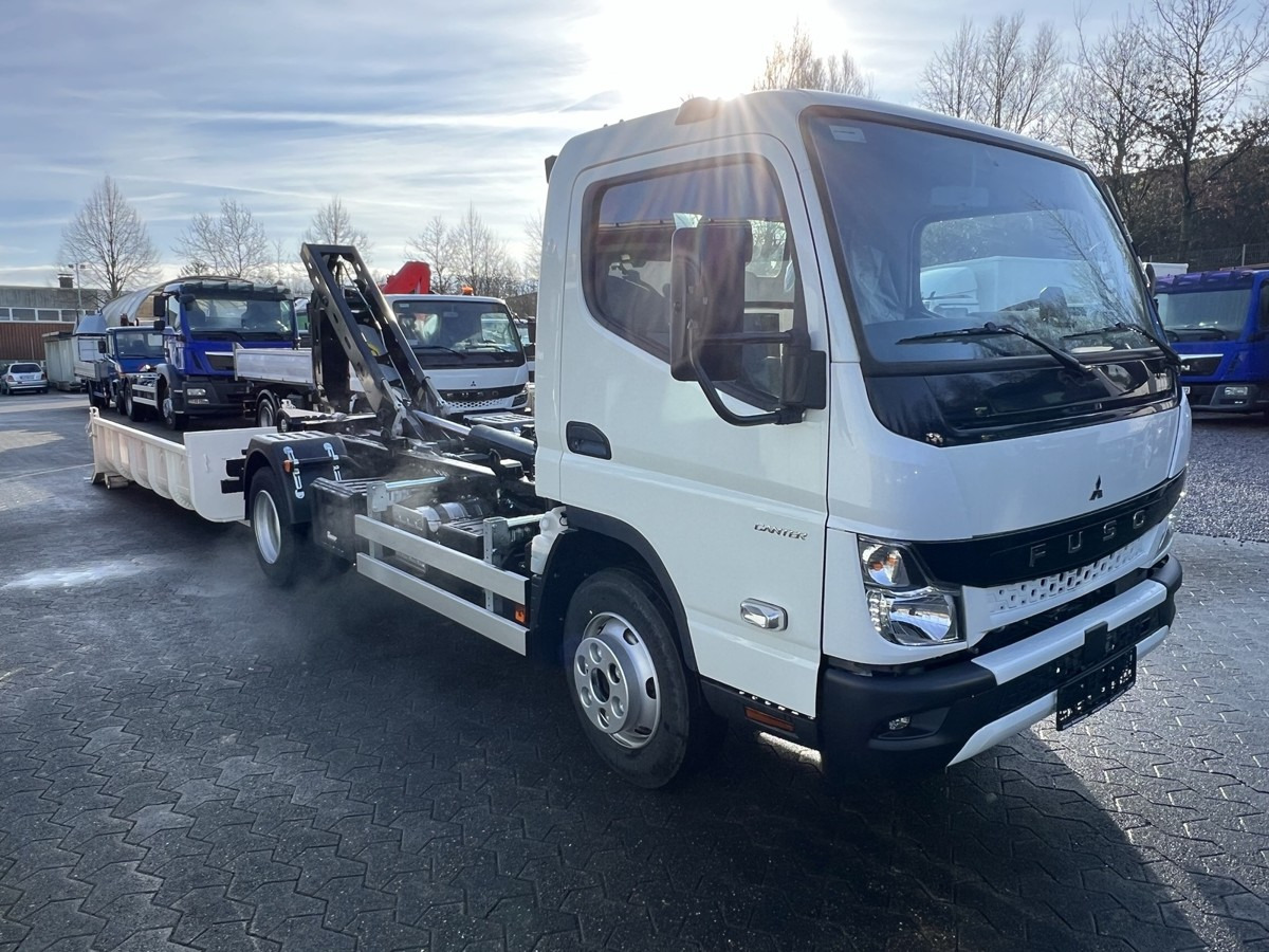 Новый Крюковой мультилифт FUSO Canter FUSO 7C18 City Abrollkipper Miete: фото 6