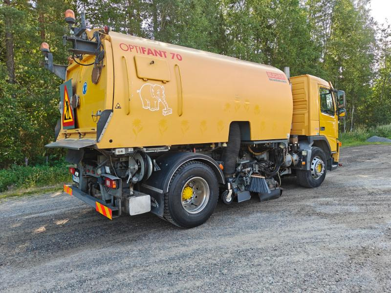 BUCHER Optifant 70 Volvo FM9 - Подметально-уборочная машина: фото 3 BUCHER Optifant 70 Volvo FM9 - Подметально-уборочная машина: фото 3