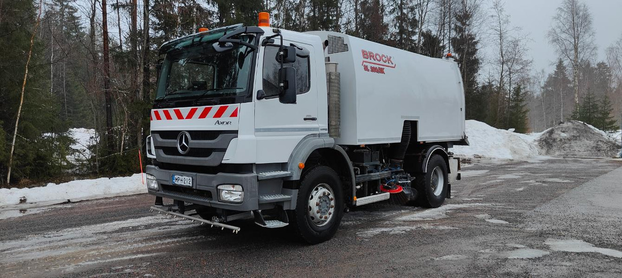 Brock SL280/2K MB Axor 1829 - Подметально-уборочная машина: фото 2 Brock SL280/2K MB Axor 1829 - Подметально-уборочная машина: фото 2