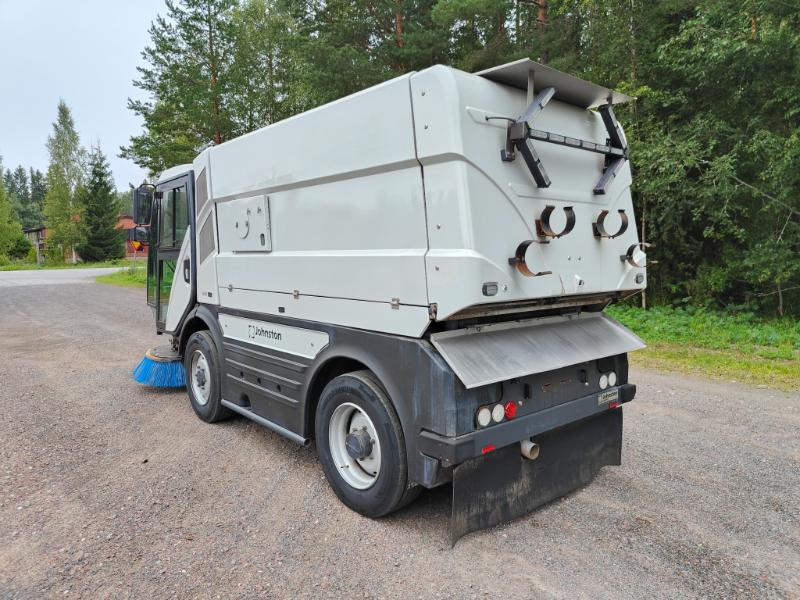 JOHNSTON CN 401 - Подметально-уборочная машина: фото 4 JOHNSTON CN 401 - Подметально-уборочная машина: фото 4