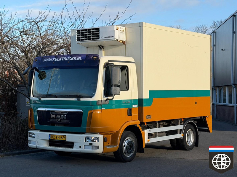 MAN TGL 8.180 4X2 BB MEAT RAIL - Deepfreezer - CLEAN NL TRUCK / meat vlees fleisch viande - Рефрижератор: фото 1 MAN TGL 8.180 4X2 BB MEAT RAIL - Deepfreezer - CLEAN NL TRUCK / meat vlees fleisch viande - Рефрижератор: фото 1