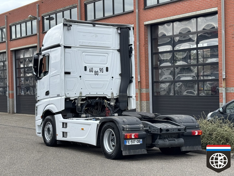 Mercedes-Benz ACTROS 1853 Giga Space - Full spoiler - night A/C - LOW KM - Тягач: фото 4 Mercedes-Benz ACTROS 1853 Giga Space - Full spoiler - night A/C - LOW KM - Тягач: фото 4