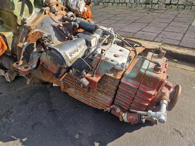 Двигатель Mercedes-Benz OM401: фото 8 Двигатель Mercedes-Benz OM401: фото 8