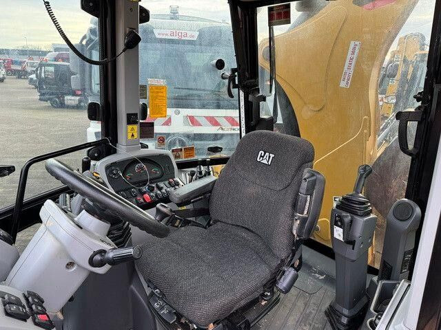 Caterpillar 432F2, 4+1 Schaufel, Telestiel, Klima, Löffel - Экскаватор-погрузчик: фото 3 Caterpillar 432F2, 4+1 Schaufel, Telestiel, Klima, Löffel - Экскаватор-погрузчик: фото 3