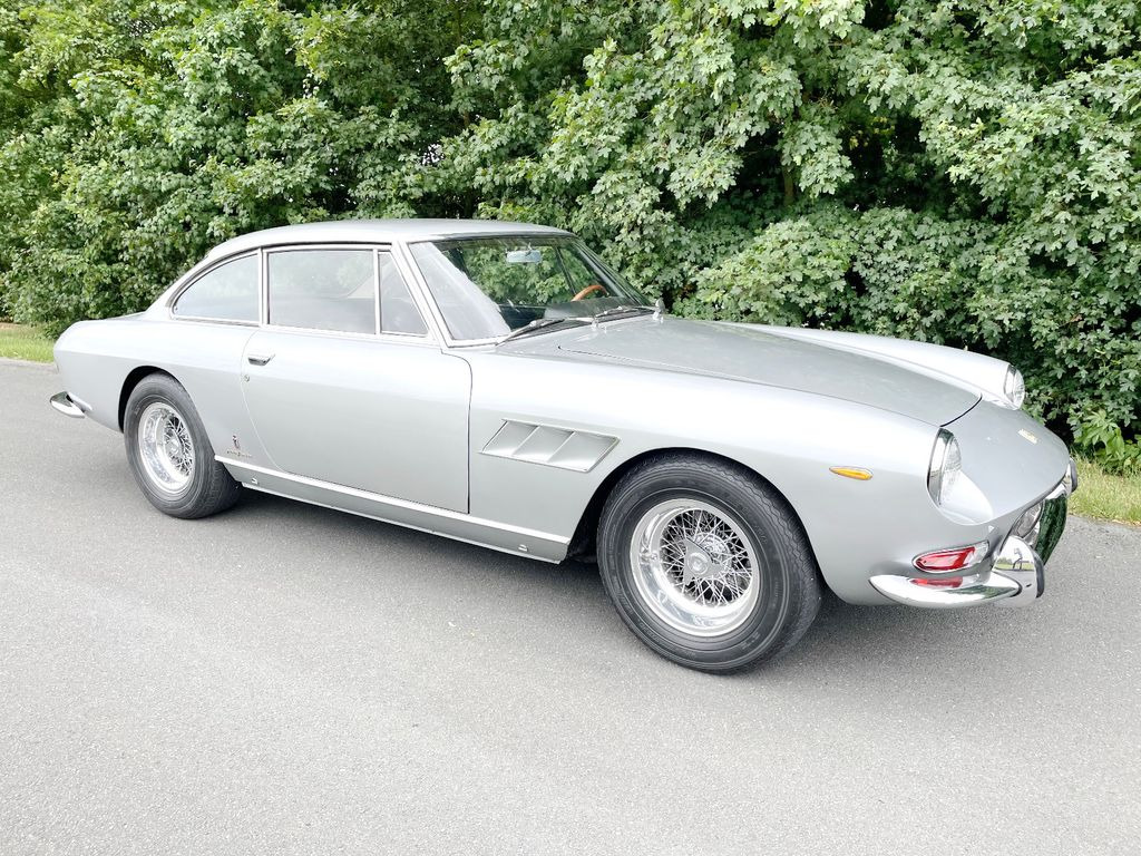 Ferrari 330 GT Coupe 2+2/TÜV neu/H-Zulassung - Легковой автомобиль: фото 2 Ferrari 330 GT Coupe 2+2/TÜV neu/H-Zulassung - Легковой автомобиль: фото 2
