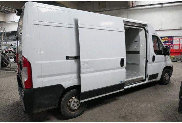 Fiat Ducato 4x2, Wbasto Frigo 4000, 3. Sitz, Klima - Малотоннажный рефрижератор: фото 5 Fiat Ducato 4x2, Wbasto Frigo 4000, 3. Sitz, Klima - Малотоннажный рефрижератор: фото 5