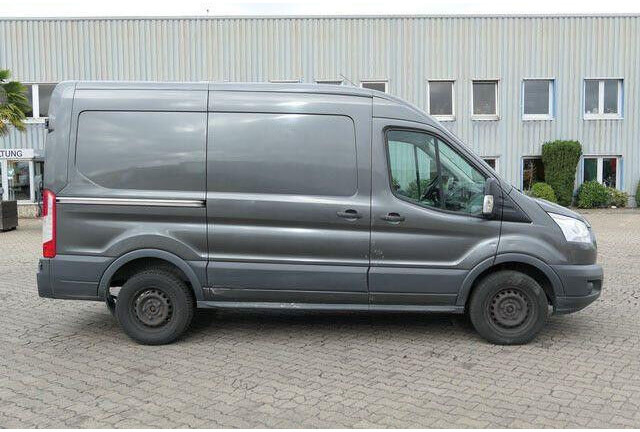 Ford Transit 4x2, 3 Sitz, Klima, AHK, Handwerker - Цельнометаллический фургон: фото 2 Ford Transit 4x2, 3 Sitz, Klima, AHK, Handwerker - Цельнометаллический фургон: фото 2