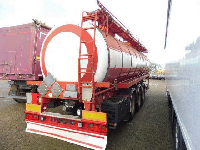 Kässbohrer Isoliert, Chemie, V2A, 32m³,Kompresor,Alu-Felgen - Полуприцеп-цистерна: фото 4 Kässbohrer Isoliert, Chemie, V2A, 32m³,Kompresor,Alu-Felgen - Полуприцеп-цистерна: фото 4