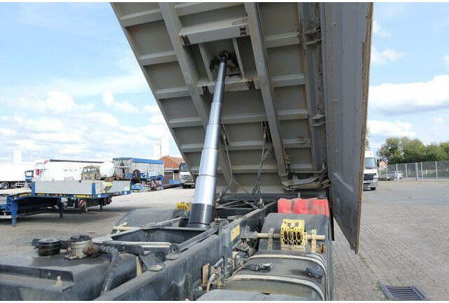 MAN 41.470 TGS 8x4, Bordmatik, Anbauplatte, Kombitür - Самосвал: фото 4 MAN 41.470 TGS 8x4, Bordmatik, Anbauplatte, Kombitür - Самосвал: фото 4