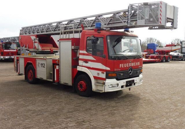 Mercedes-Benz 1528 ATEGO 4x2, Drehleiter DL23-12, Metz, 30m - Пожарная машина: фото 4 Mercedes-Benz 1528 ATEGO 4x2, Drehleiter DL23-12, Metz, 30m - Пожарная машина: фото 4