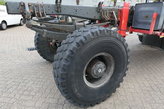 Mercedes-Benz 1838 AK 4x4, Allrad, Einzelbereifung, Wenig KM Mercedes-Benz 1838 AK 4x4, Allrad, Einzelbereifung, Wenig KM - Грузовик-шасси: фото 5 Mercedes-Benz 1838 AK 4x4, Allrad, Einzelbereifung, Wenig KM Mercedes-Benz 1838 AK 4x4, Allrad, Einzelbereifung, Wenig KM - Грузовик-шасси: фото 5